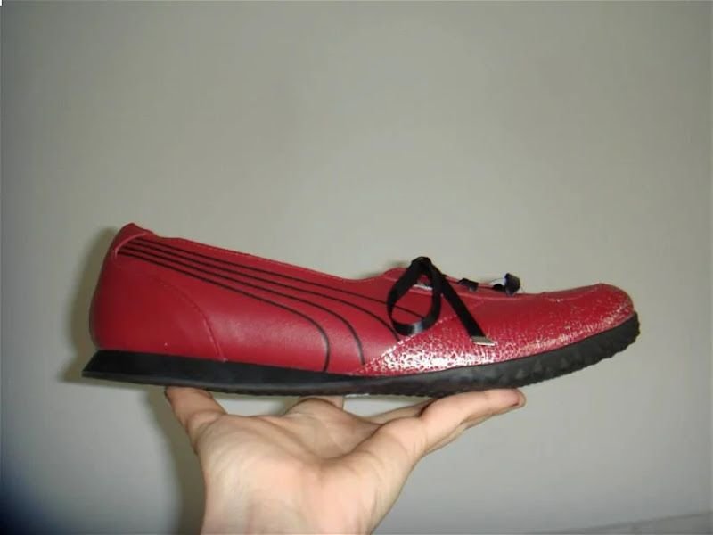 PUMA Urban Mobility - Pantofi noi, din piele rosu grena