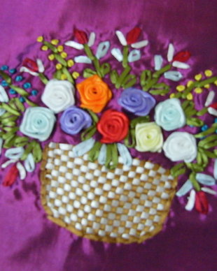 Nou saculet matase cu broderie