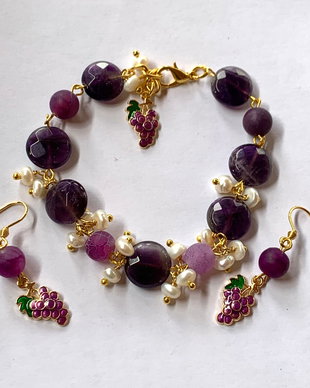 SET~ PURPLE GRAPES~ ametist,agate,perle de cultura,inox aurit,charmuri decorate cu email