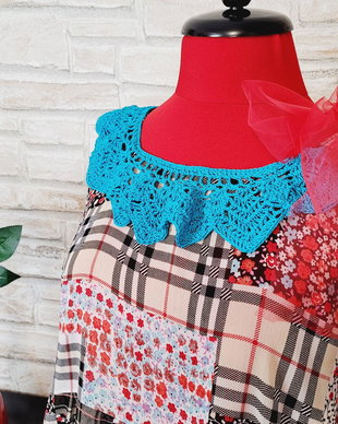 Rochie delicată, colorată,înflorată