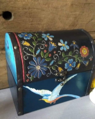 Cufar cu motive folk/traditional