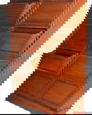 Pantofar din lemn mahon