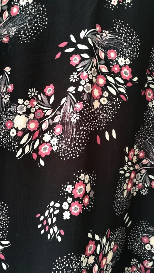 rochie de vara neagra cu flori roz , by Gemo , 40