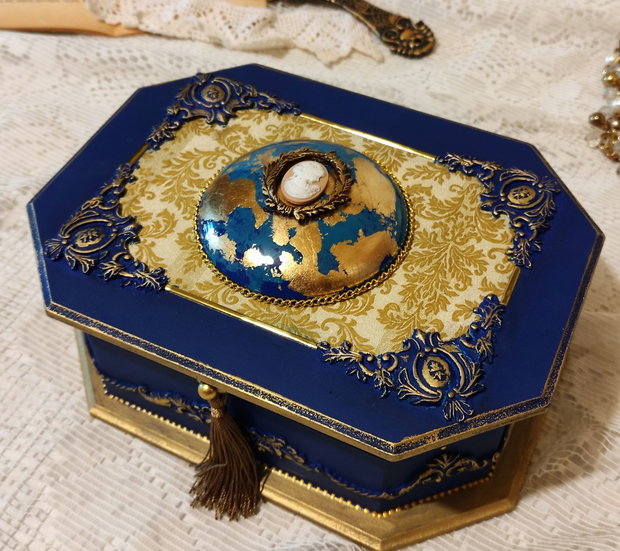 Caseta bijuterii-Royal