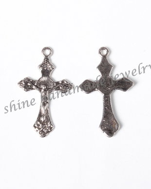 Pandantiv cruce, argintiu antichizat, 33.5x20.5x2.5mm