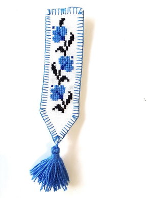 Semn de carte  cu cusaturi traditionale