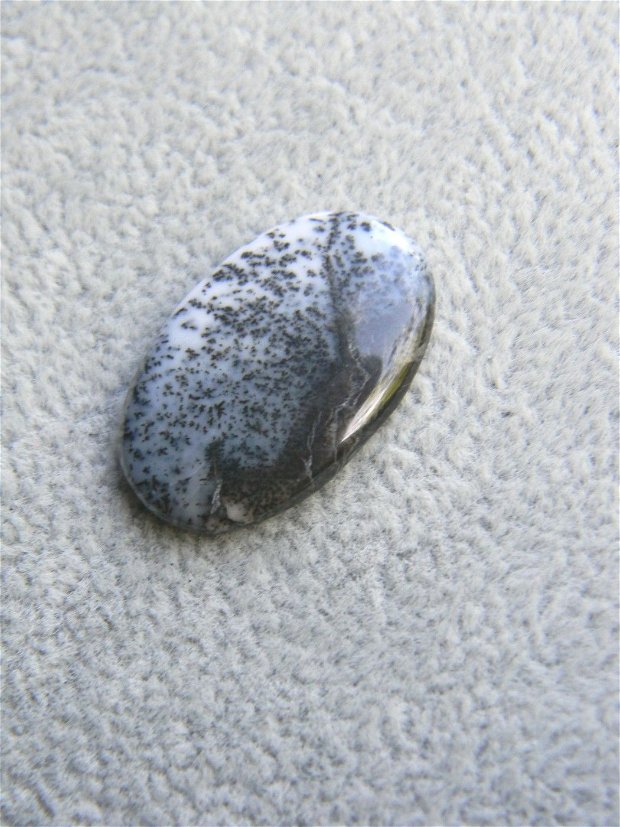 Caboson opal dendritic (C80)