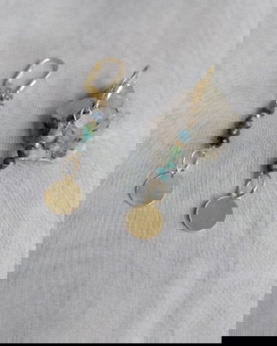 Cercei cu bănuț aurit și crisocola naturală. Auriu cu verde și albastru. Pietre semiprețioase naturale.Idee cadouri handmade.