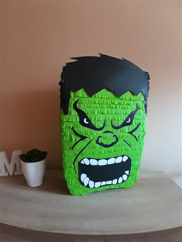 Pinata piniata Hulk