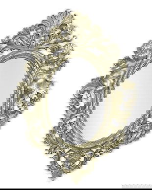 Oglinda  cu o rama argintie cu decoratiuni cu doi ingerasi