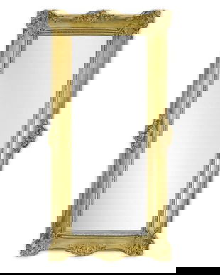 Oglinda  cu o rama aurie cu decoratiuni