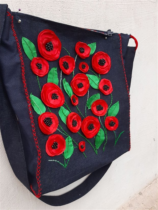 Traistă-geanta din blug cu flori cusute