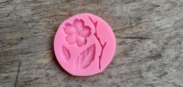 Matrita silicon floare, frunze, crenguta - mulaj silicon pentru ciocolata, fondant, lut - 54 mm