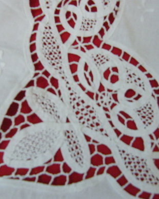Napron  cu dantela si broderie