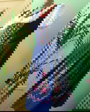 Rezervat  Sarafan cu flori