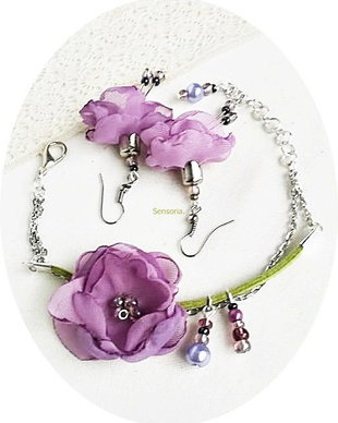 Set cu flori mov lavanda