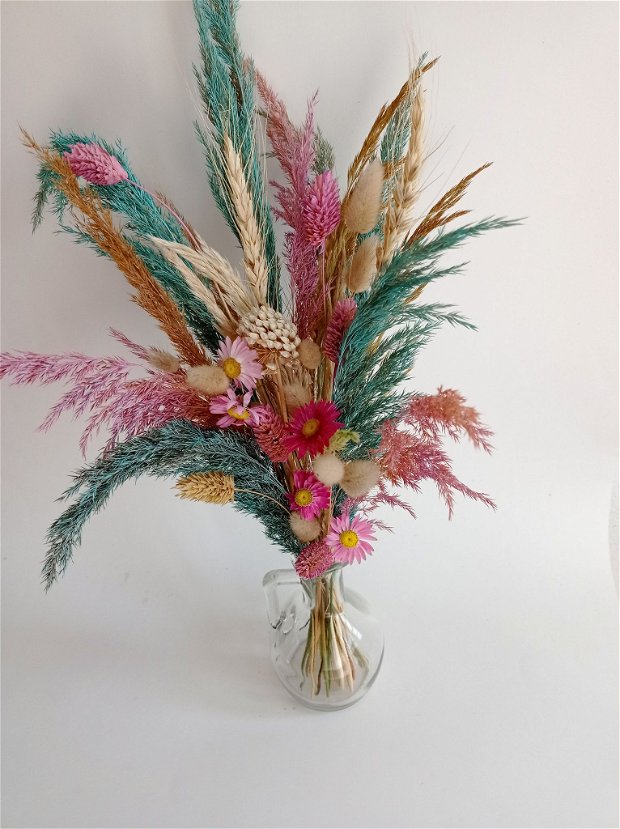 Aranjament floral tip buchet cu plante și flori uscate decorative