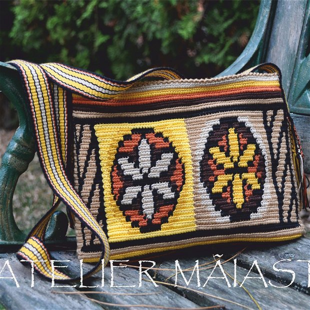 gentuta handmade ornamentata cu motive populare din Maramures scara matii și soare floare