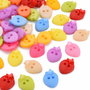30 x Nasturi din plastic. Nasturi  capsuni