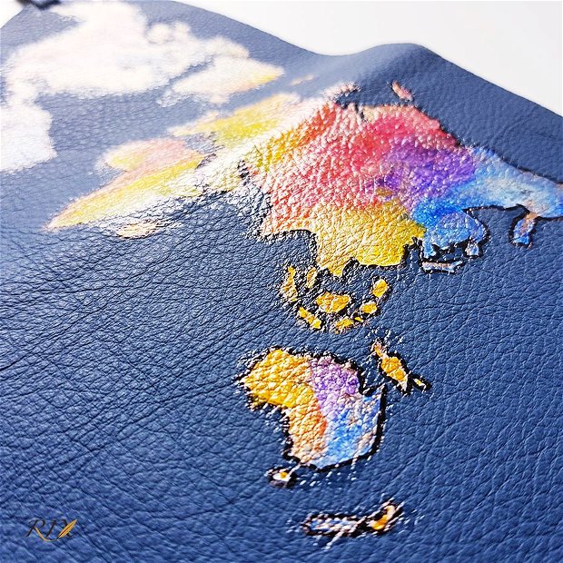 Jurnal cu harta lumii pictate manual pe coperta de piele naturală