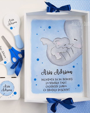 Tava taierea motului elefantel pictata manual personalizata