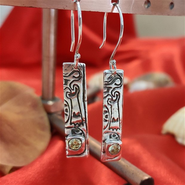 Cercei verticali din argint pur, model Aztec