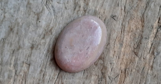 Cabochon rodonit roz prafuit, 30x22 mm