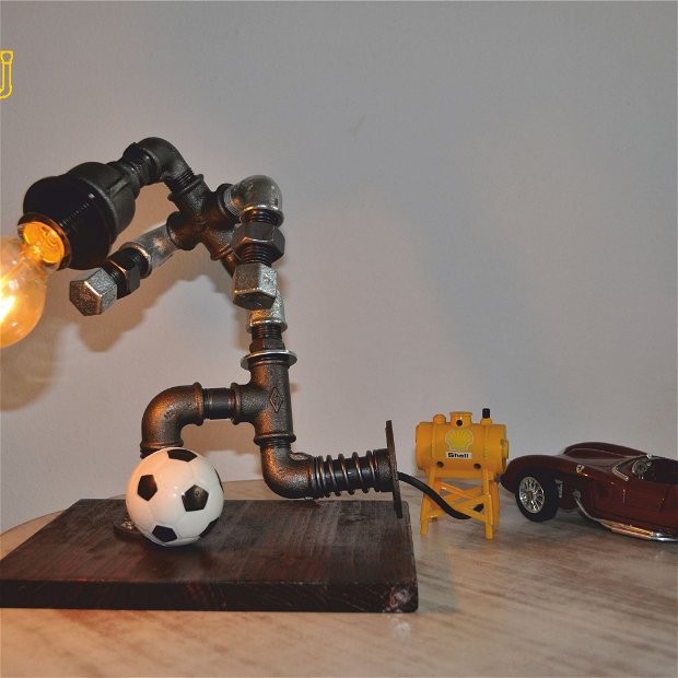 lampa fotbalist steampunkdesigncj, lampa steampunk, corp de iluminat