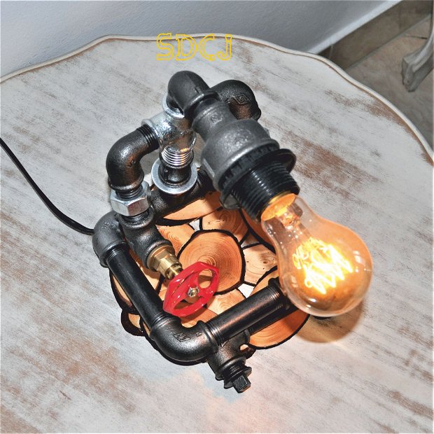 lampa om steampunkdesigncj, lampa steampunk, corp de iluminat