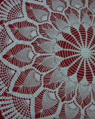 Fata de masa  dantelata 70 cm