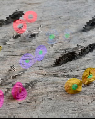 Cercei maci fimo, cercei colorati, cercei cu surub, maci colorati, cercei mici