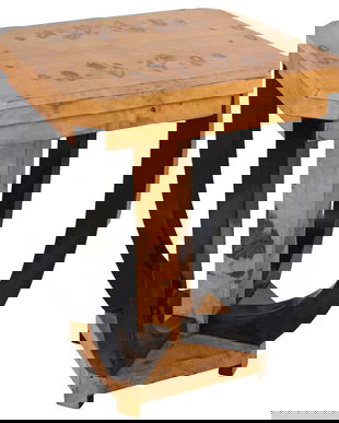 Masuta Art Deco din lemn masiv furniruit cu model