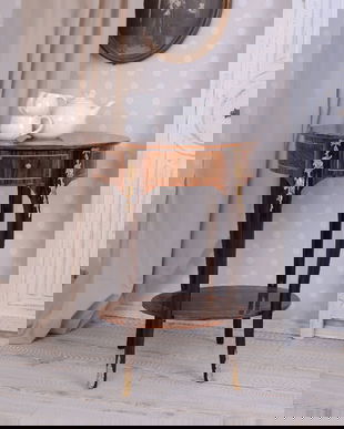 Comoda din lemn masiv furniruit