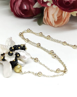 Colier floare de perle