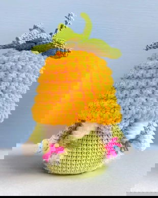 Jucarie crosetata gnom, Ananas, Ananas crosetat, Papusa crosetata, Papusa gnom, Papusa ananas, Gnom crosetat, Gnom de plus, Jucarie ananas, Gnom ananas