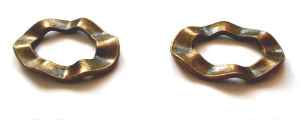 Link metalic oval rama ondulat bronz
