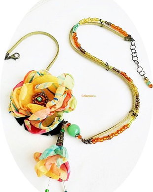 colier floral galben portocaliu