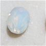 Cabochon oval din sticla - "white opal" aprox 14x10 mm