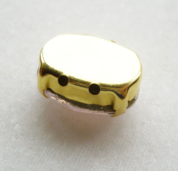 Montura metalica finisaj auriu pentru cabochoane din sticla de 14x10 mm