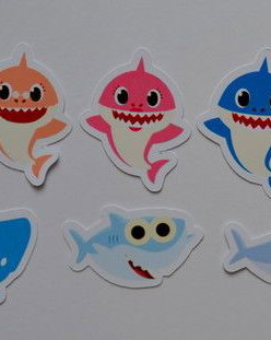 Figurine baby shark