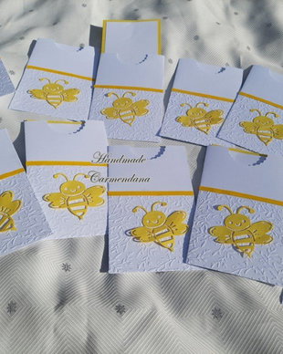 Invitatii albinute