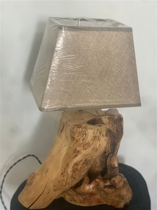 Lampa de masa / veioza lemn