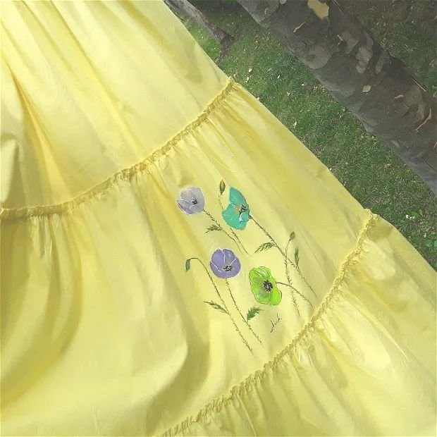rochie de vara galbena pictata manual cu maci colorati