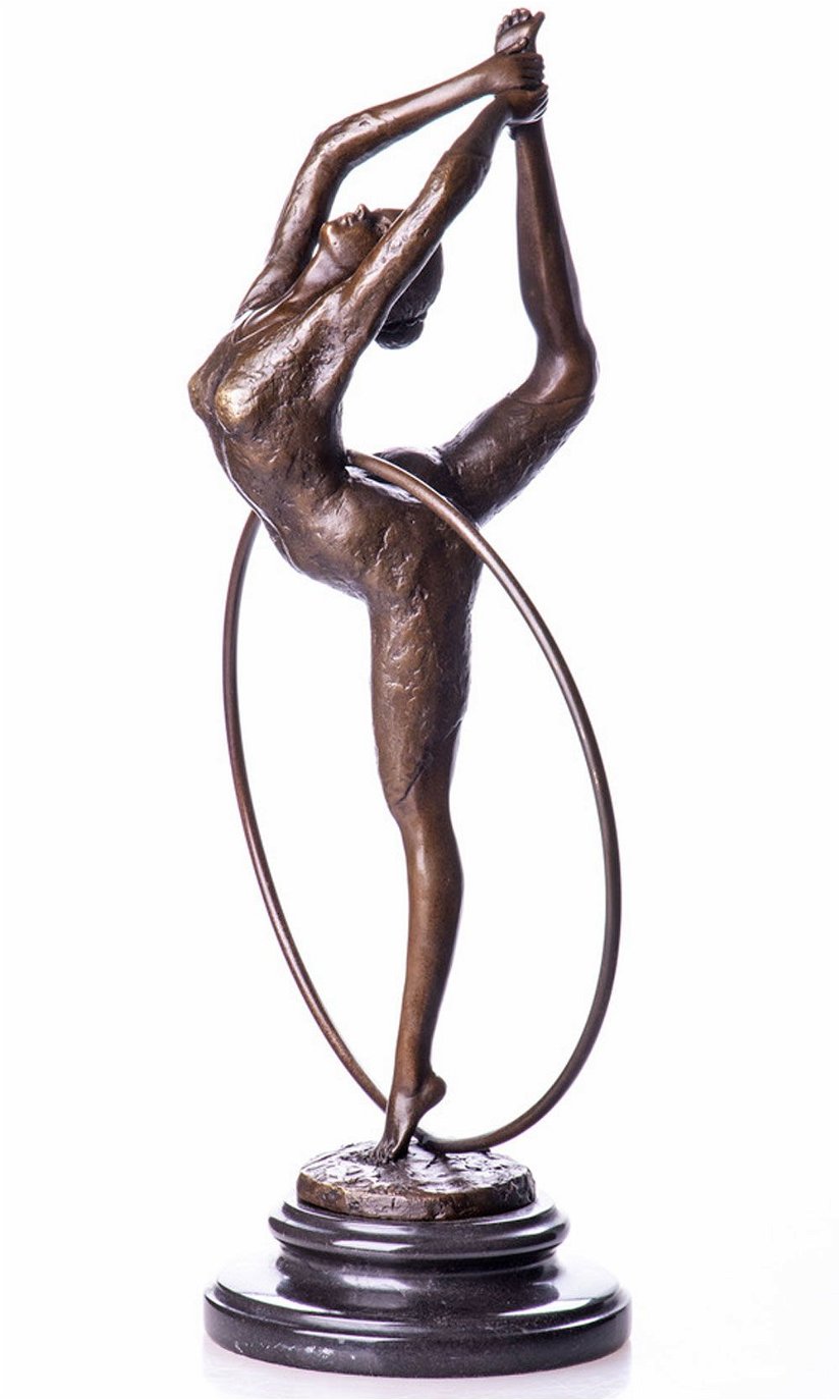 Dansatoare Art Deco cu cercul - statueta din bronz pe soclu din marmura