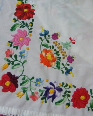 Broderie ungureasca