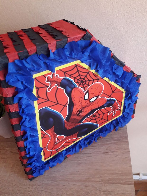 Pinata piniata Spiderman