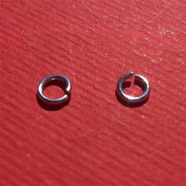 (10 bucati) Zale mici din argint .925 rodiat, deschise (nesudate) (ZNS1) din diametru aprox 4 mm, grosime aprox 0.7 mm