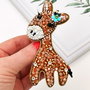 Rezervat Broșă - Baby Giraffe