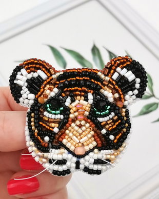 Broșa - Little Tiger