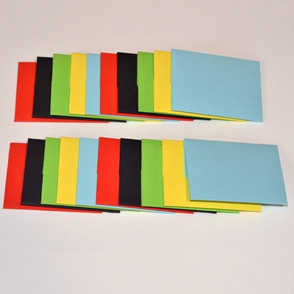 Plicuri colorate din carton, dimensiune 10.5cm x 7.5cm